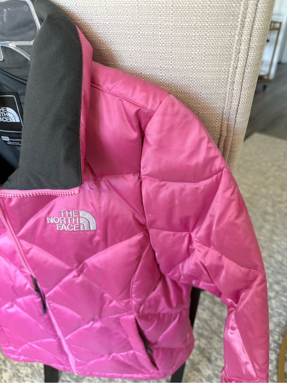 NWOT The North Face Barbie Pink Goose Down Puffer Ski Jacket XS Chevron Quilted - Picture 3 of 10